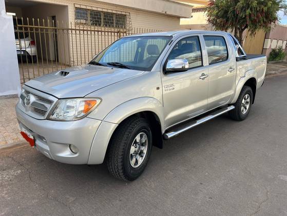 TOYOTA HILUX 3.0 SRV 4X2 CD 16V TURBO INTERCOOLER DIESEL 4P MANUAL
